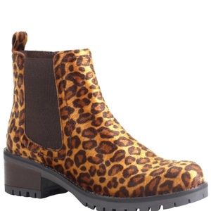 Diba True Hurry Inn Leopard Round Toe Zippered Booties